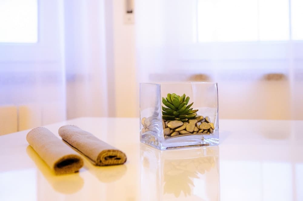 Anka - With Open Jacuzzi - R3