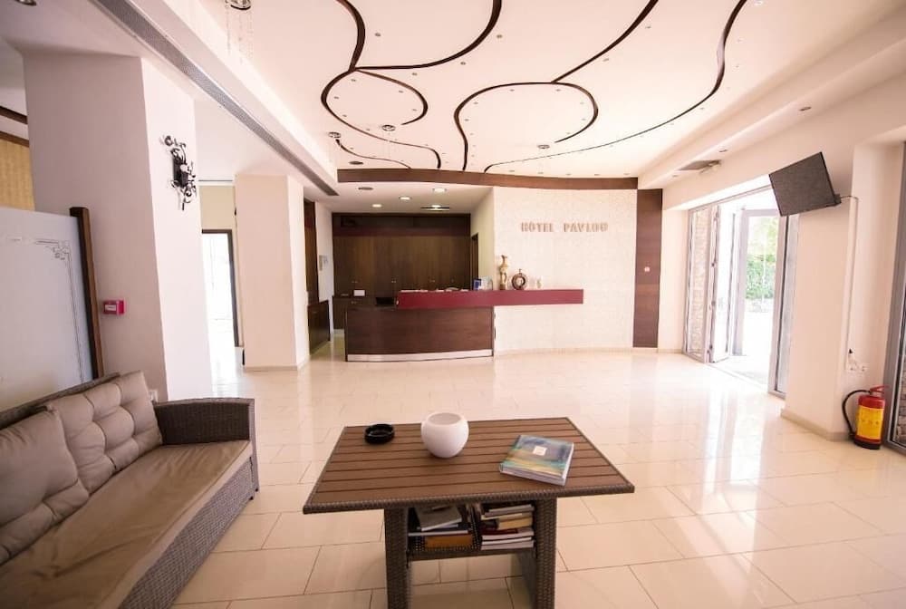 HOTEL PAVLOU