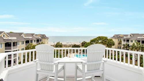 303 D Port O Call by Avantstay Oceanfront Penthouse