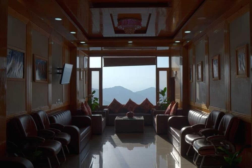 Valley View Hotel & Restaurant