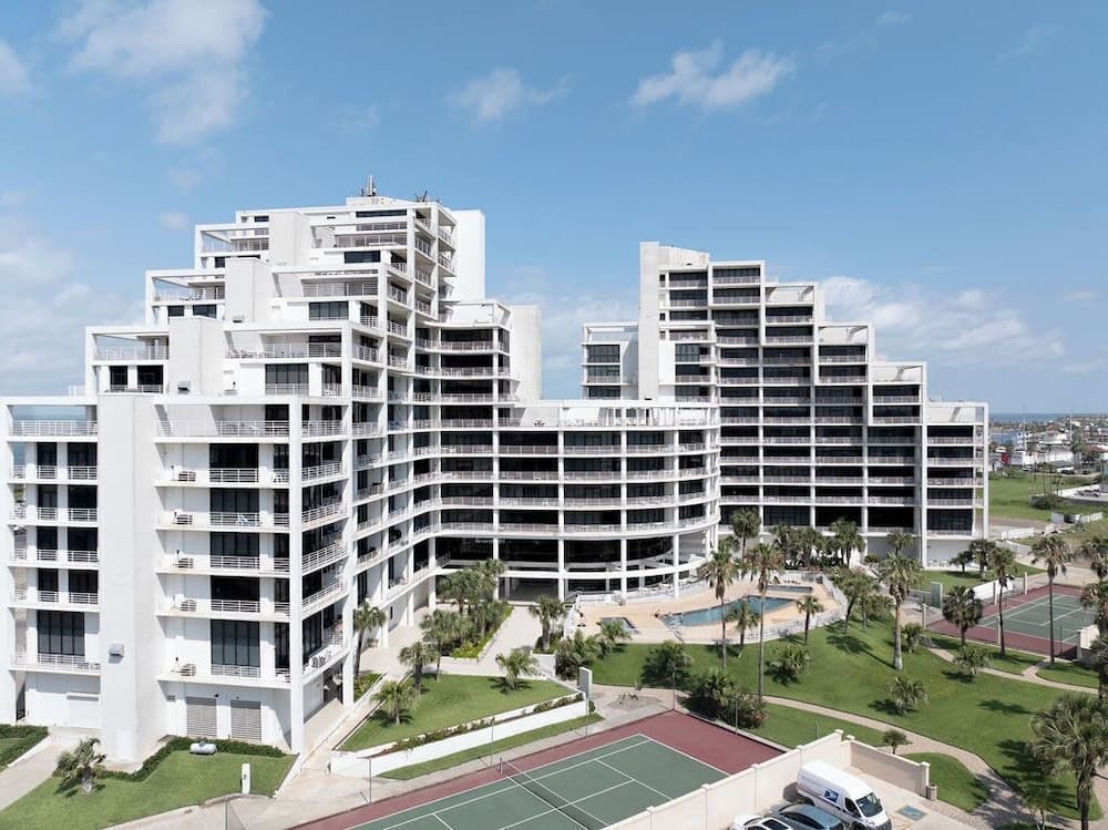 Sunchase IV by South Padre Resort Rental