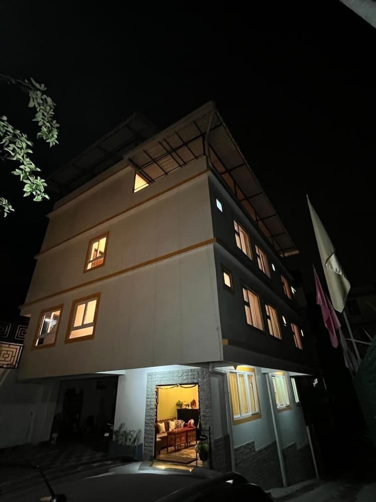 Little Sikkim Inn