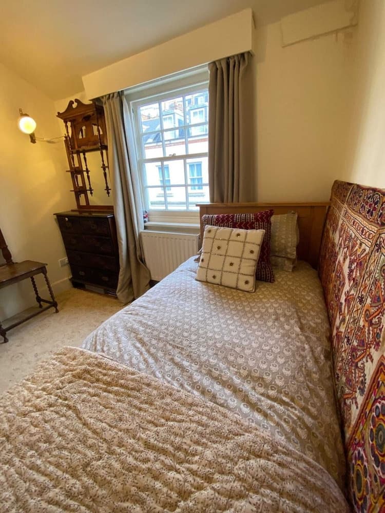 Beautifully Curated 2BD Flat Tyburnia, London!