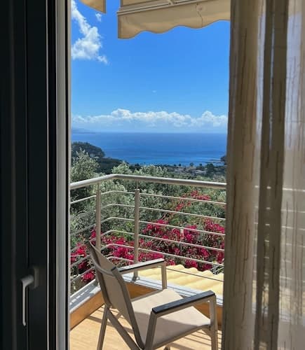 Villa Thomas Nakas