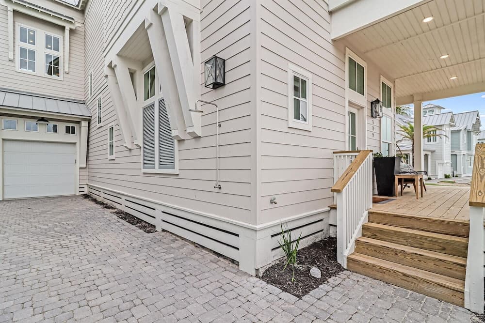 Shore-ty! It's Your Beach Day 127 SEV