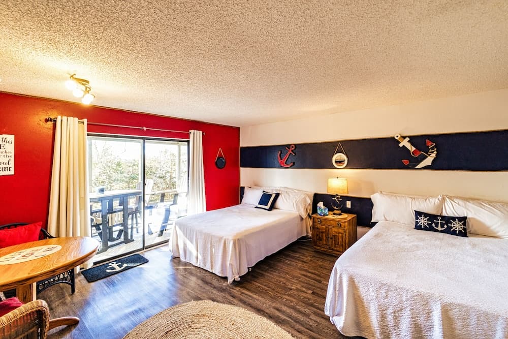 Hang Out 1 Cozy Retreat Next to Margaritaville!