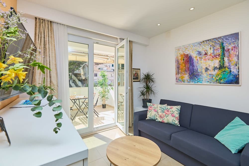 Hedera Estate, Hedera A43