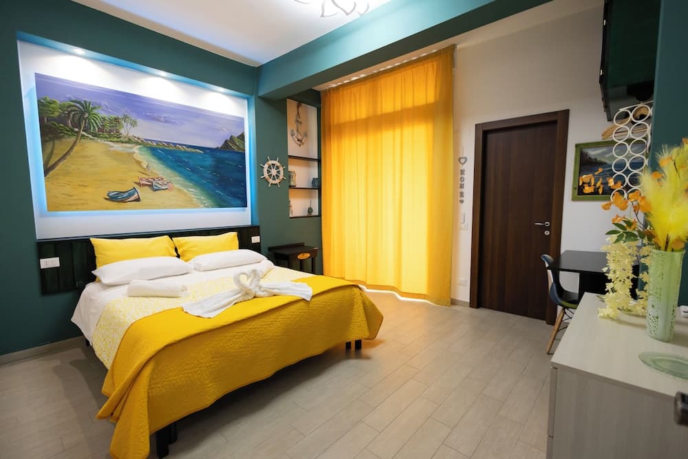 Palermonamour art gallery suite