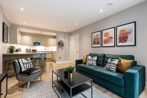 Host Stay Henry Street Chambers