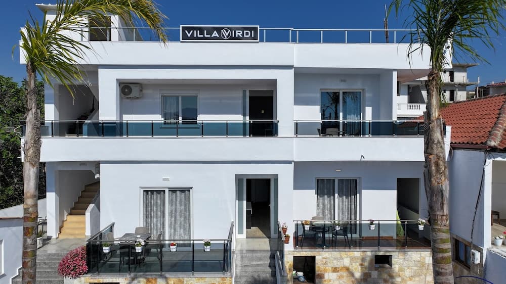 Vila Irdi