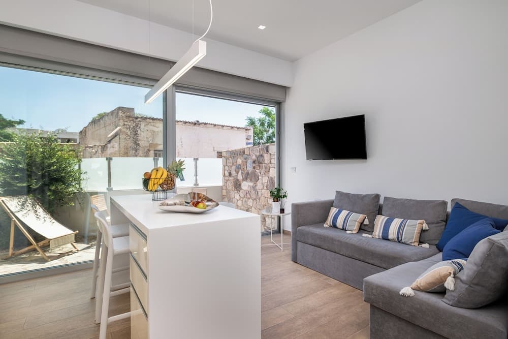 MICHELANGELO CITY LUXURY LODGE