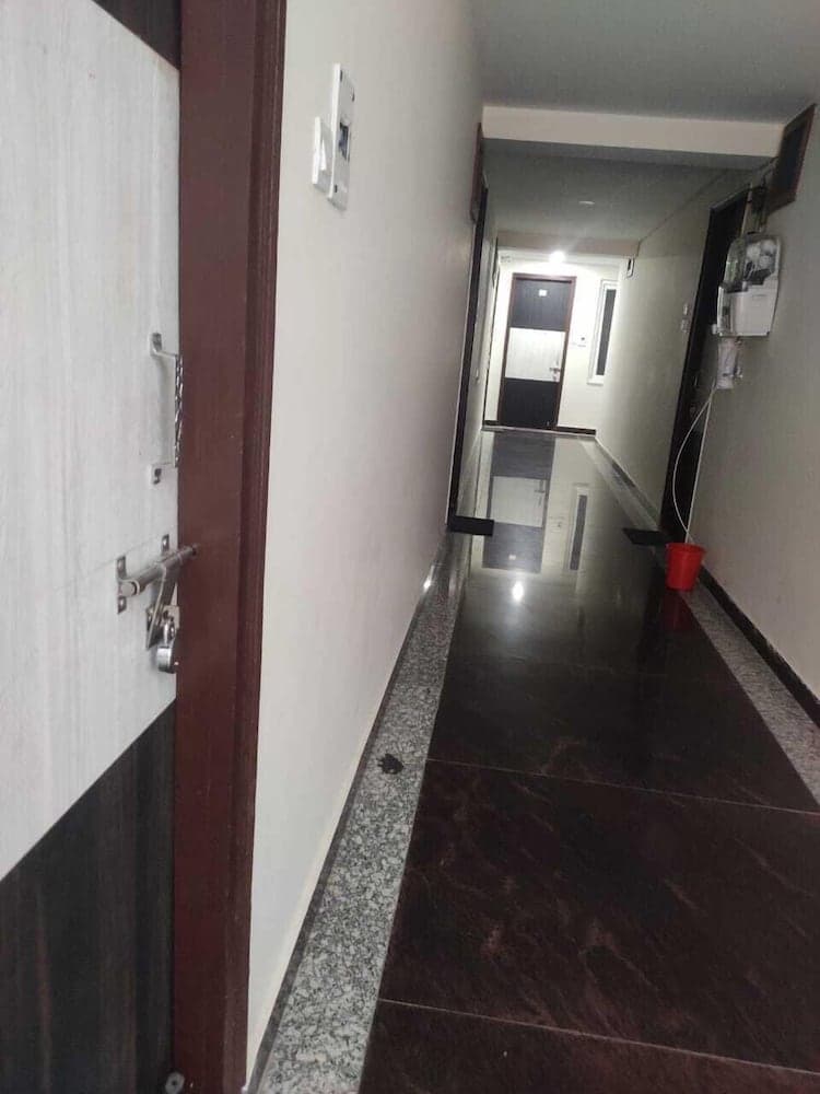 Tirath Hotel - Rishikesh - Uttrakhand