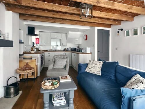 Beautiful 3-bed Cottage With Stunning sea Views