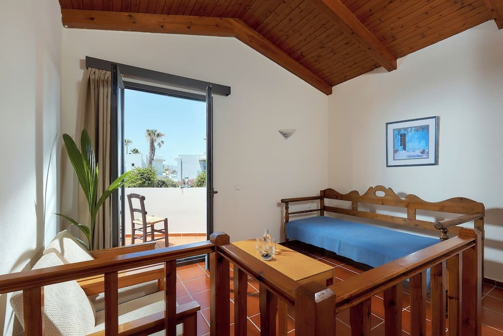 Creteco Hotel & Suites