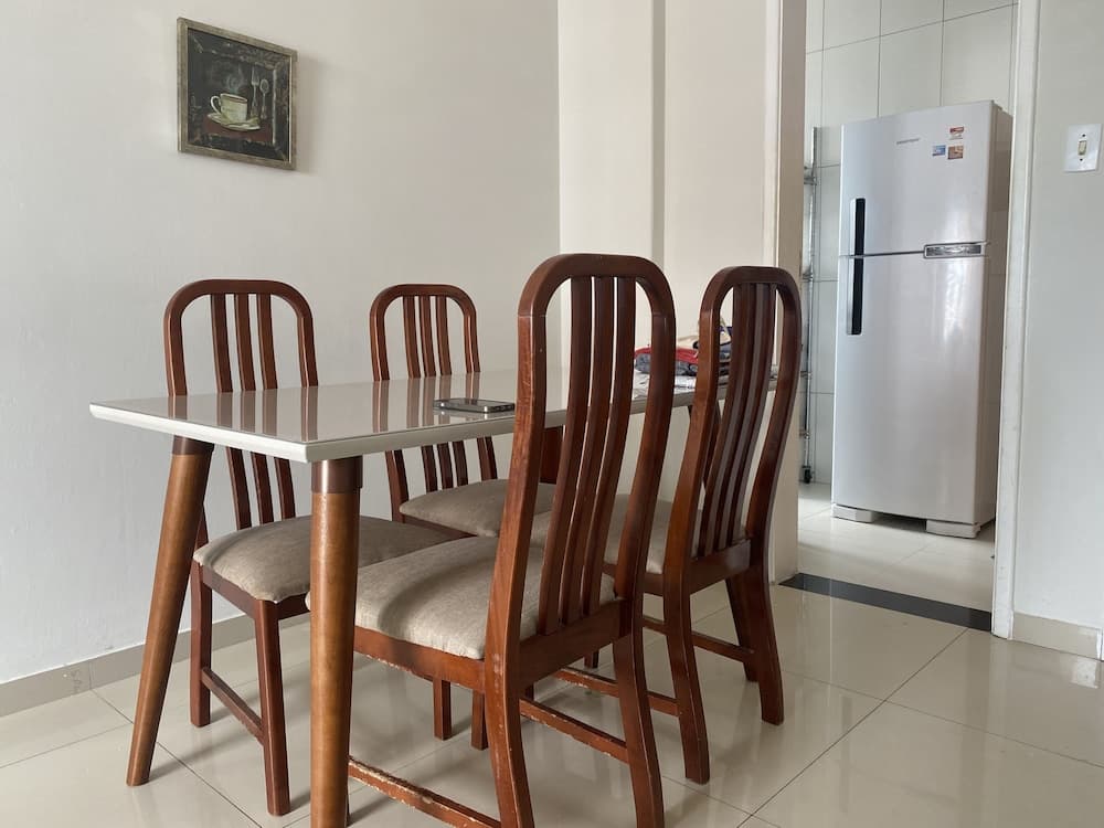 Apartamento perto de tudo em condomínio