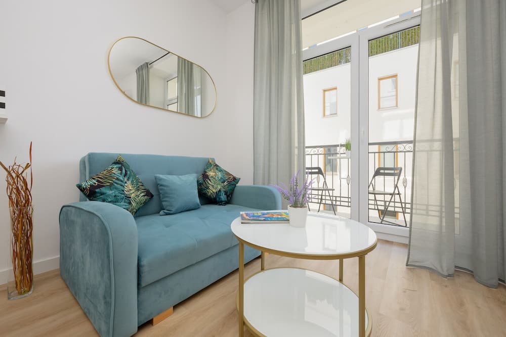 Apartment With Bath in Warsaw by Renters
