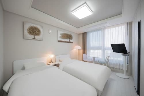 Daegu Dongseongro Star B&B Business Hotel