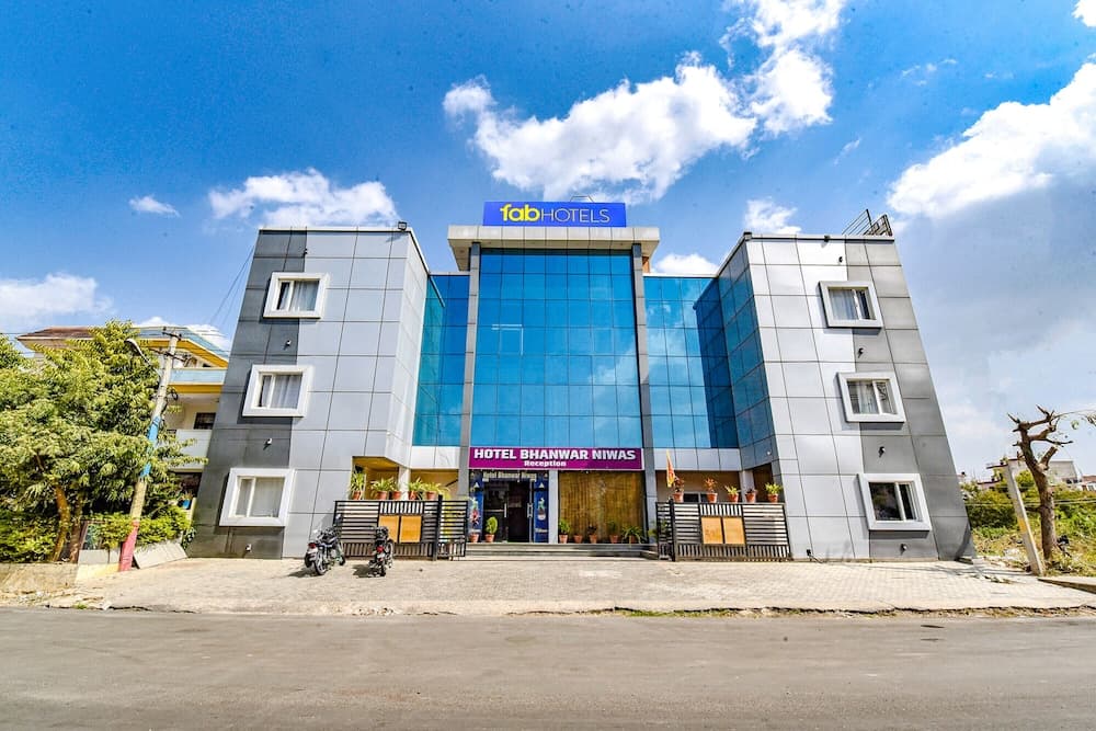 Fabhotel Bhanwar Niwas