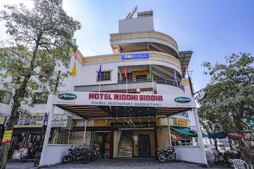 Fabhotel Prime Riddhi Siddhi