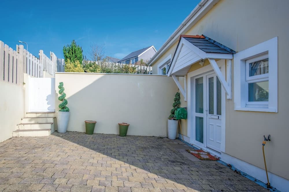 Bee Happy - 1 Bedroom Holiday Home - Saundersfoot