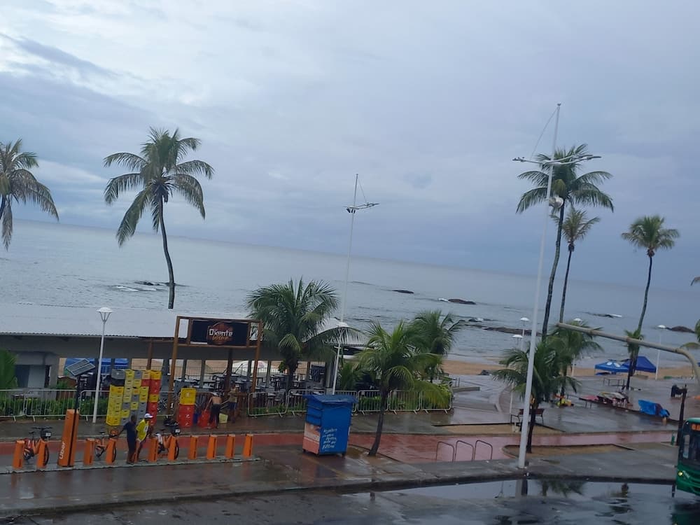 Plaj/okyanus manzarası