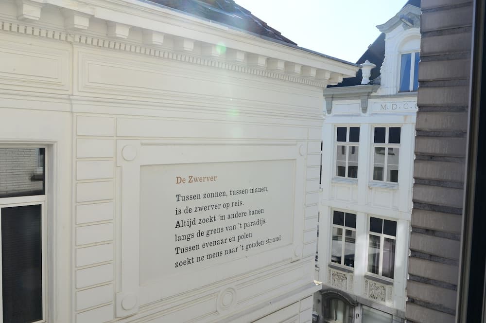 SLEEP INN ANTWERP - Japandi Lofts