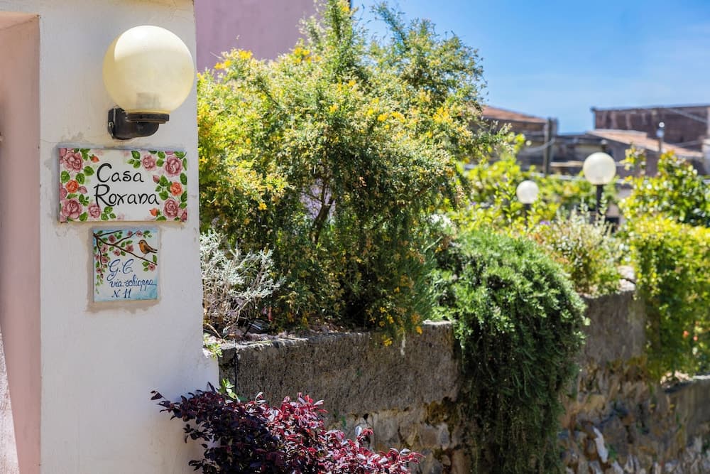 YourHome - Casa Roxana