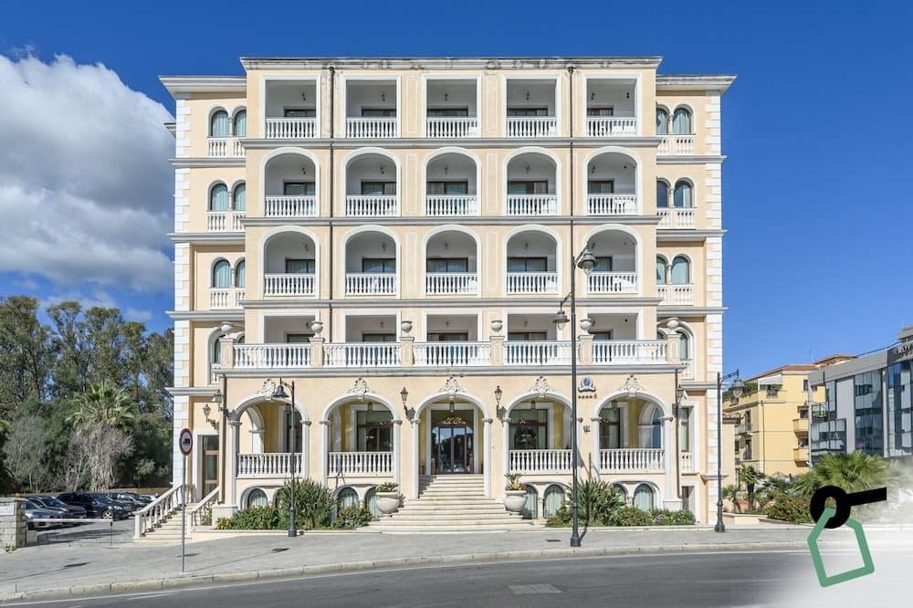 HOTIDAY Room Collection - Olbia Porto