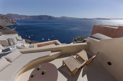 Caldera's Dream Cave House with hot tub