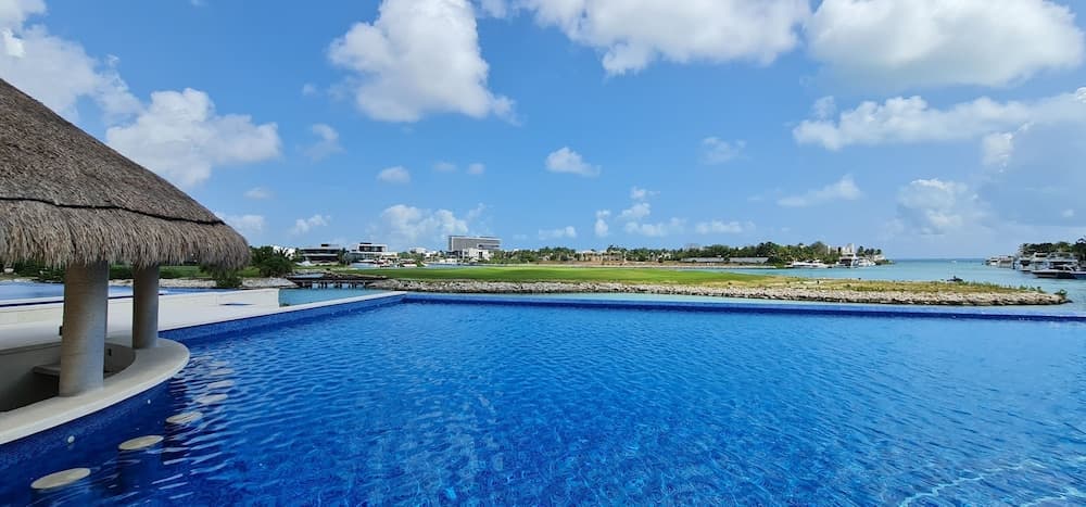 Marea condo vista espectacular 4pax