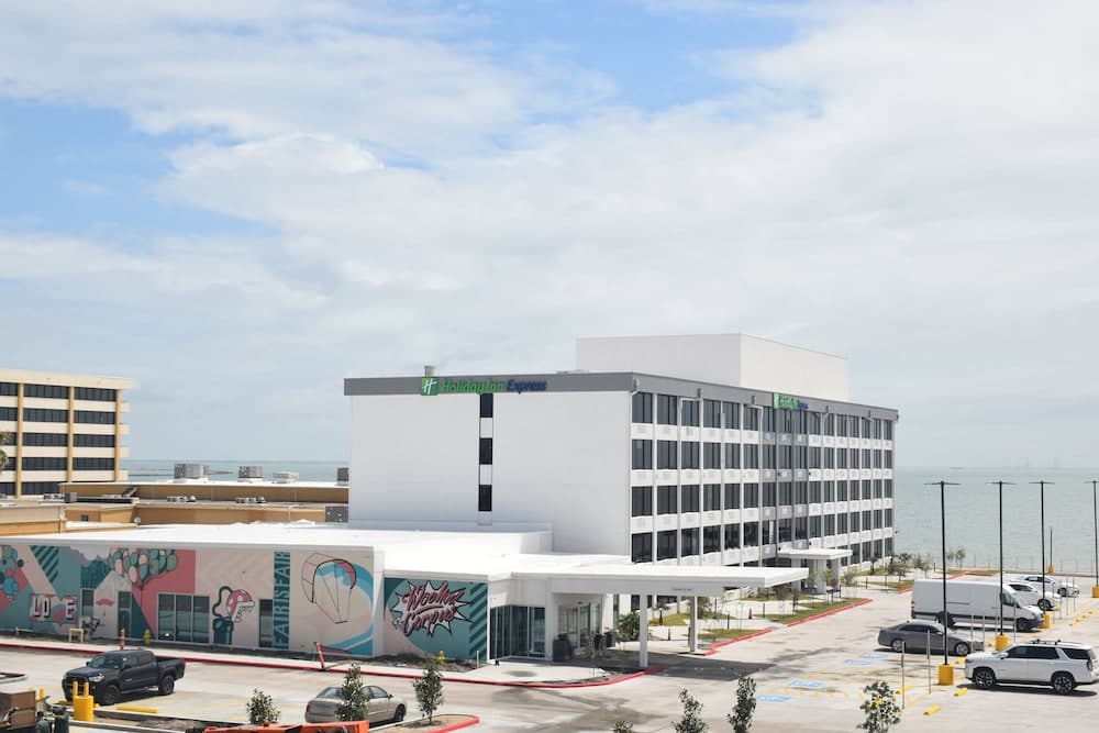 Holiday Inn Express Corpus Christi Beachfront by IHG