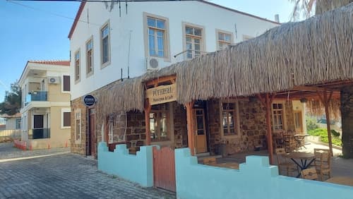 Pürhayal Çeşme