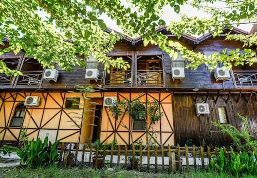 Yavuz Motel Adrasan