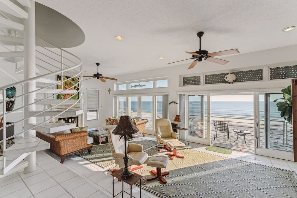 Breathtaking Beach Front House 3 Bedroom Home by RedAwning