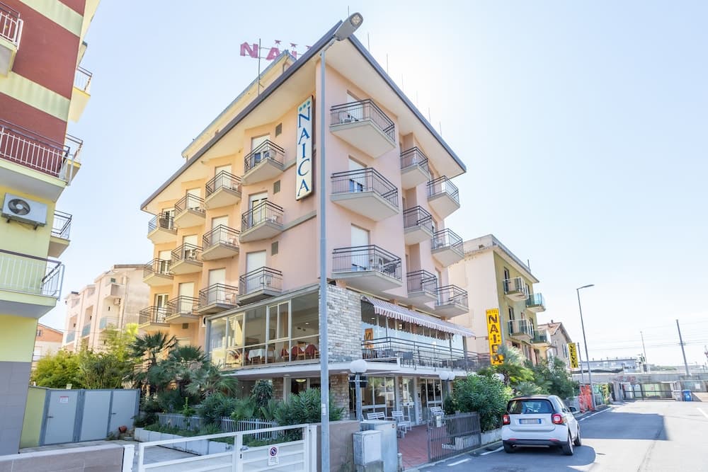 HOTEL NAICA
