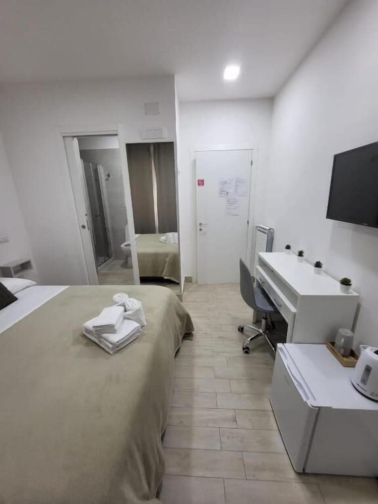 New era Rooms