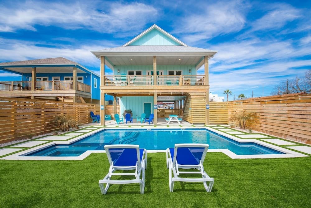 Glory Daze - Private Pool! Beach Gear Credit Included!