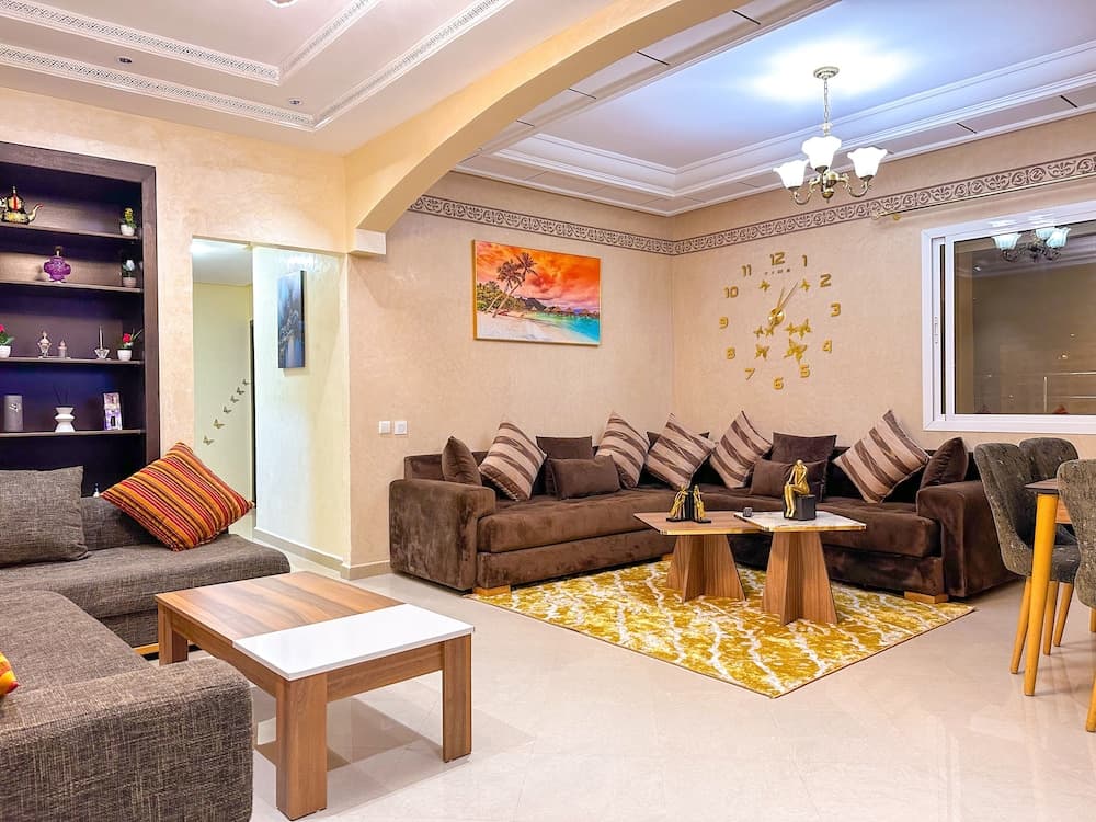 Luxury & View - close to the sea & TGV