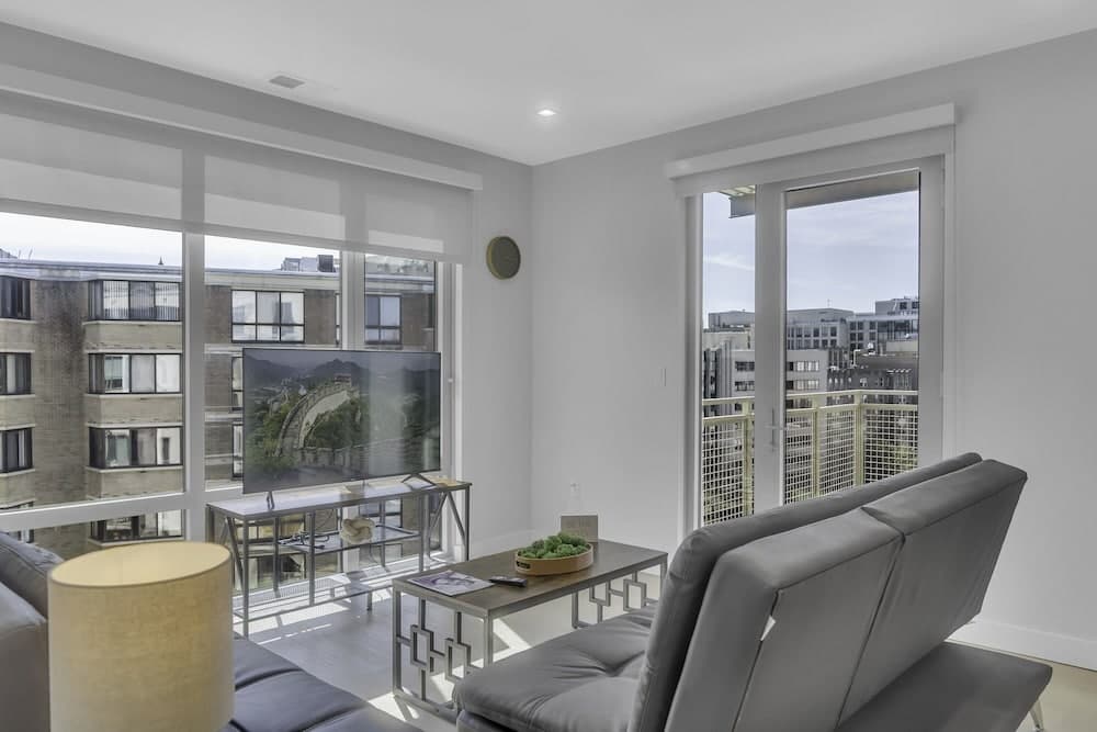 2br Logan Circle Furnished Apartment 2 Bedroom Apts by RedAwning