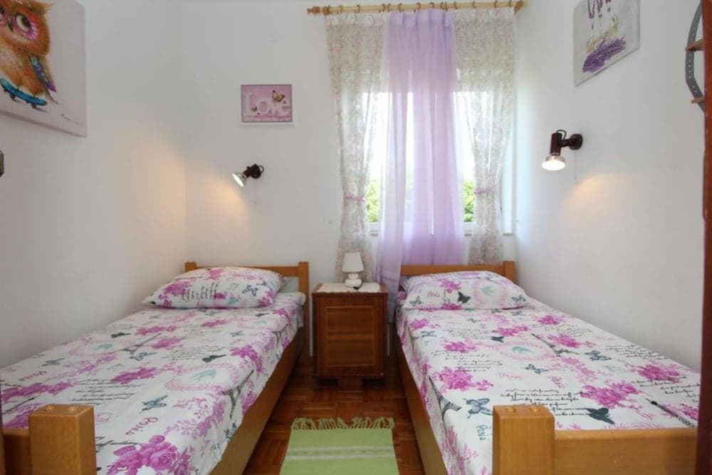 Apartments Danijela Novalja