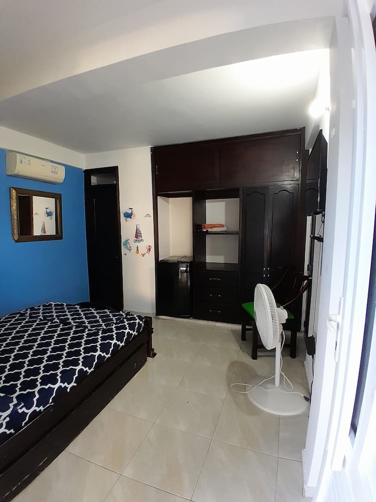 APARTAMENTOS BRISAS DEL MAR
