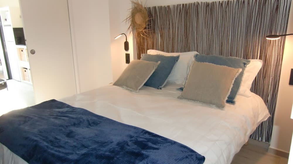 Casa Louise Suites and Spas