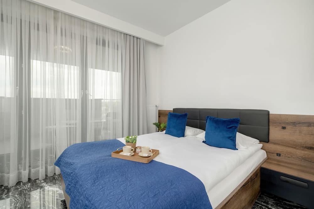 Elegant Studio in Kraków by Renters