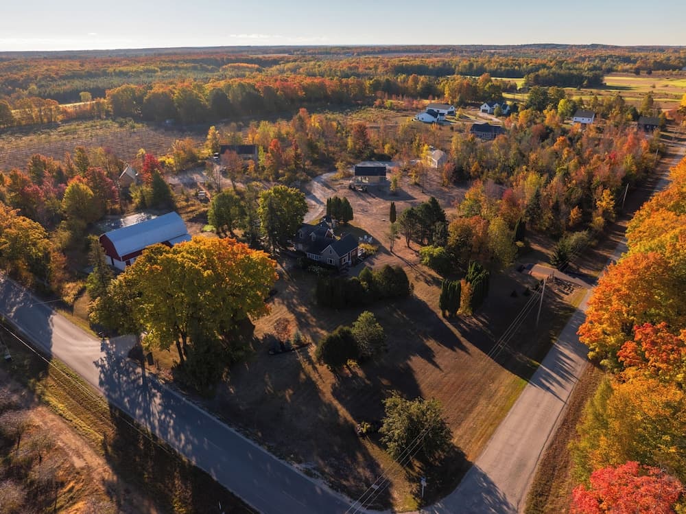Loma Cottages