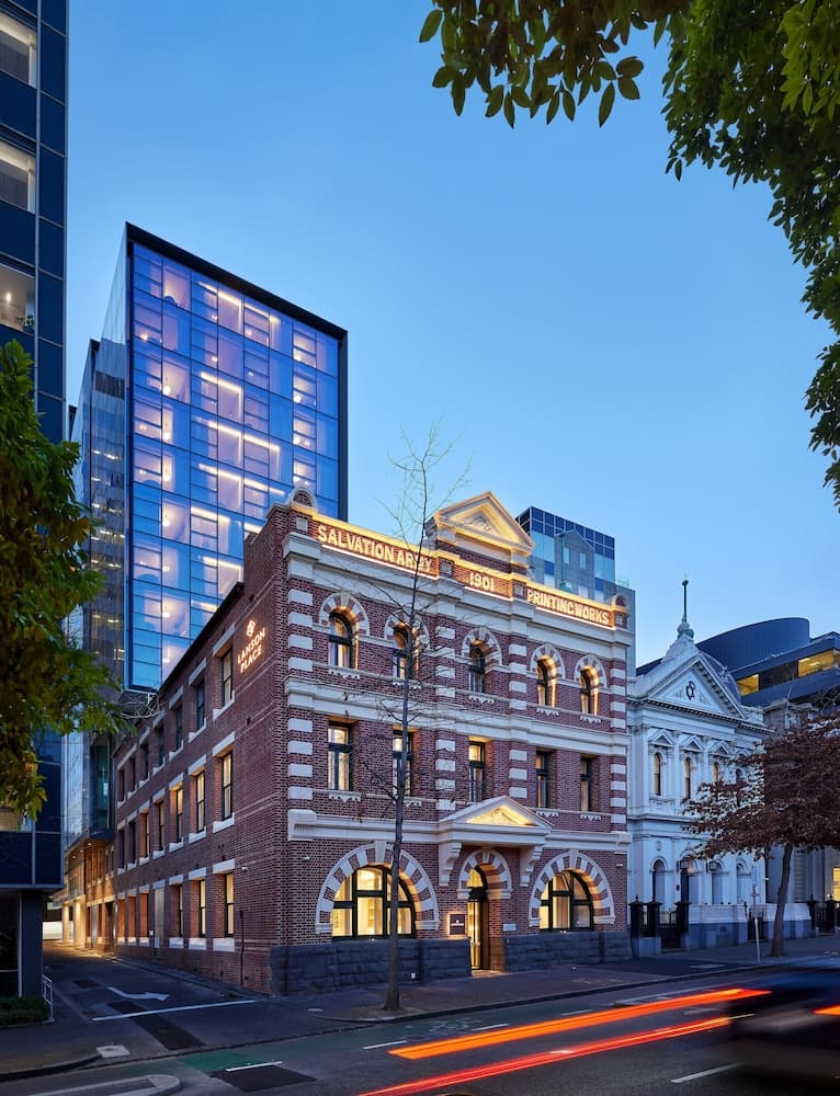 Lanson Place Parliament Gardens