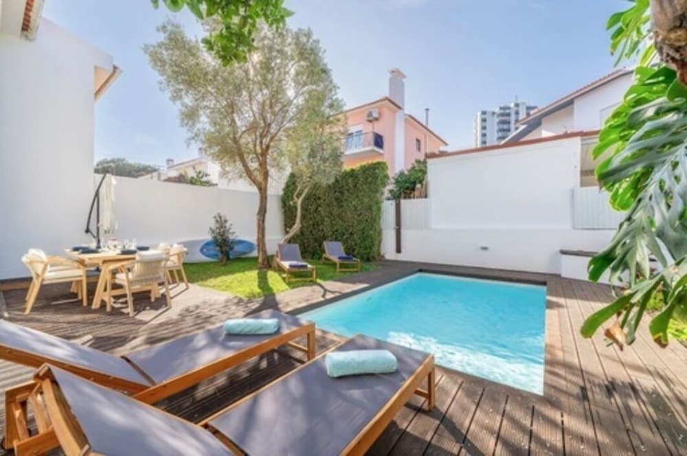 Casa Rosário : Three Bedroom Villa with Private Pool;