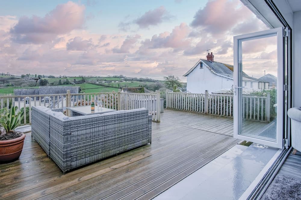 Pencw Garden View - 3 Bed Apartment - Saundersfoot