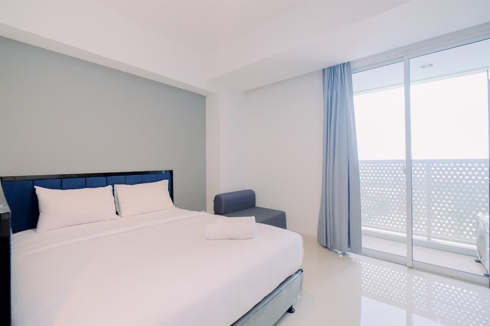 Homey And Wonderful Studio At West Vista Apartment