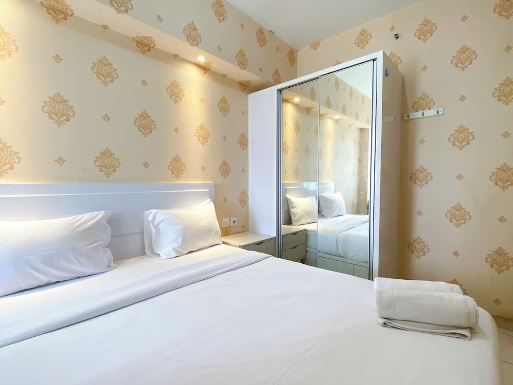 Comfort Stay 2Br At Springlake Summarecon Bekasi Apartment