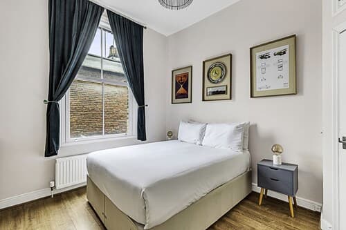 The Shepherd's Bush Hideaway